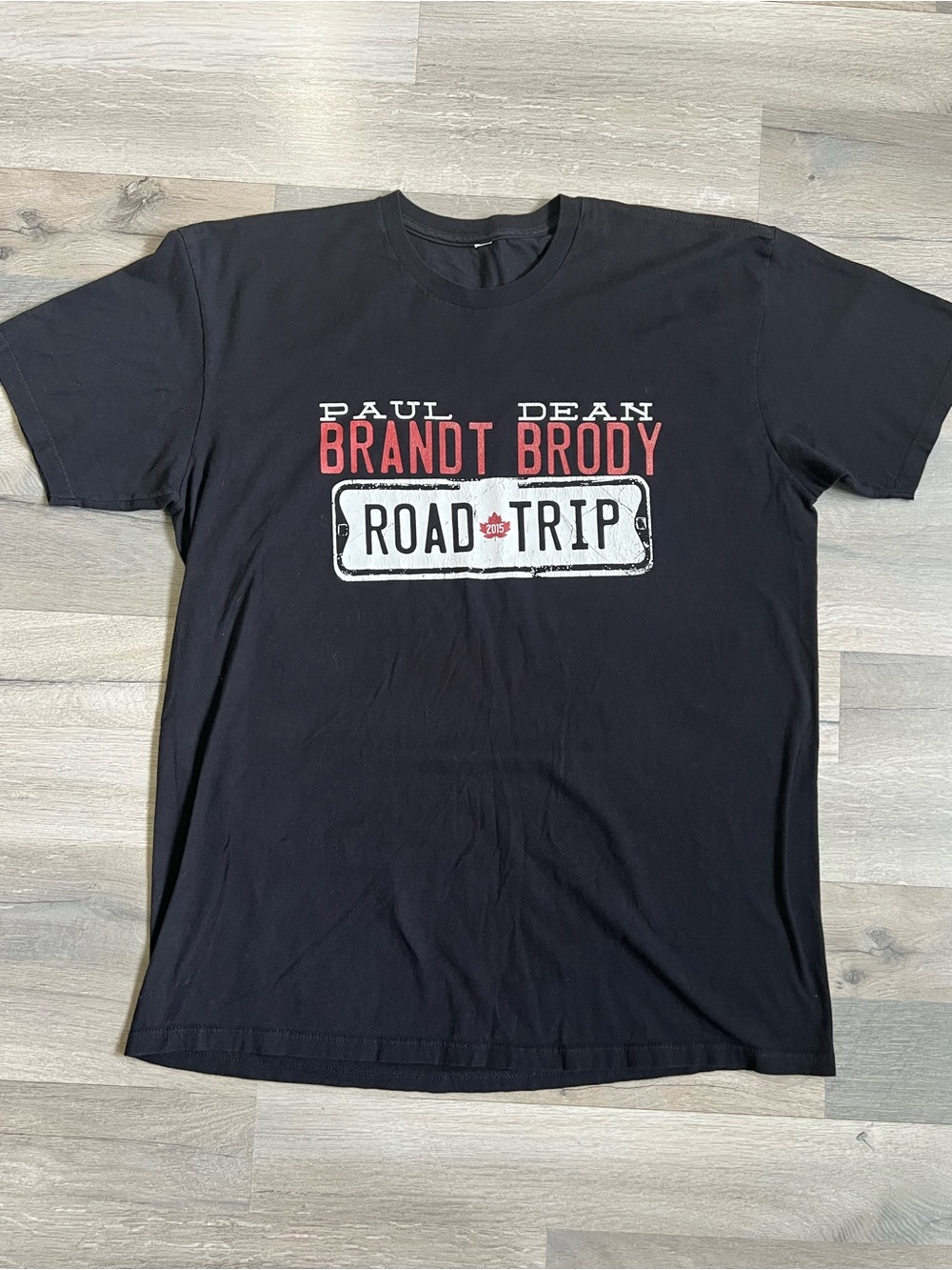 Paul Brandt & Dean Brody 2015 Road Trip Tour T-Shirt size L